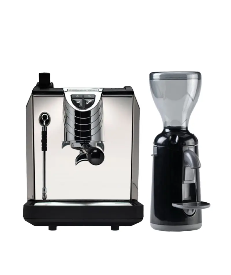 Nuova-Simonelli-Oscar-22-Nuova-Versione-Nera-&-Nuova-Simonelli-Grinta-1