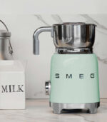 Smeg Montalatte 50’s Style, verde pastello lucido – MFF11PGEU - immagine 6